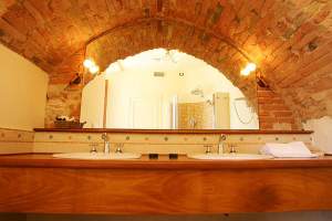 Xtrallusion offers characteristic Bed and Breakfast, B&B, Guest House, Hotel, Albergo and Country Lodge accommodation in Italy. Plus independent self-guided Walking, Adventure, Activity, Skiing and Paragliding Holiday itineraries on the Italian Rivieras, in the Italian Lakes, in the Italian Alps and in some of the most beautiful corners of Italy.